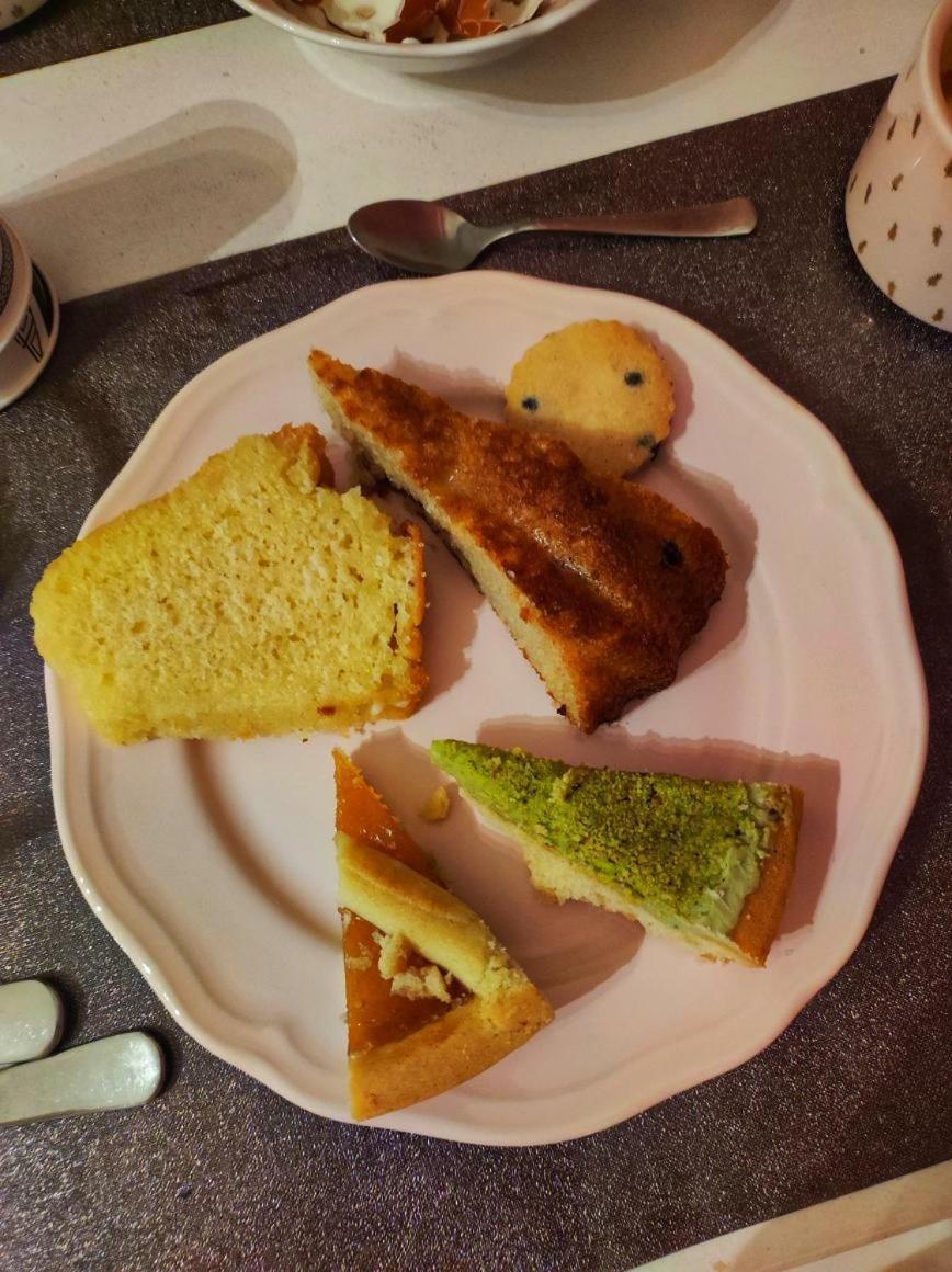 Couette-café Dimoramuri